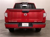 Used 2021 Nissan Titan SV w/ SV Convenience Package image 4