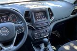Used 2019 Jeep Cherokee Latitude w/ Popular Appearance Group image 6