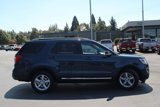 Used 2017 Ford Explorer XLT w/ Equipment Group 202A image 4