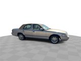 Used 2007 Mercury Grand Marquis GS image 3