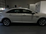 Used 2010 Ford Taurus SEL image 2