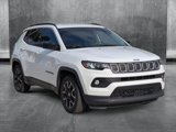 Used 2022 Jeep Compass Latitude image 3