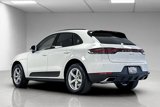 Certified 2021 Porsche Macan image 3