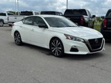 Used 2019 Nissan Altima 2.5 SR image 2