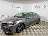 Used 2023 Toyota Camry SE image 3