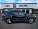 Used 2016 Hyundai Santa Fe SE image 2