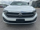 Used 2022 Volkswagen Jetta SE image 2
