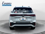 New 2025 Volkswagen Tiguan SE R-Line image 4