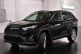 Used 2023 Toyota RAV4 XLE Premium image 3