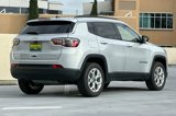 New 2025 Jeep Compass Latitude image 4