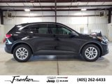 Used 2022 Ford Escape SE image 6