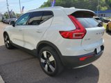 Used 2019 Volvo XC40 T5 Momentum image 6