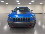 Used 2019 Jeep Cherokee Trailhawk image 2