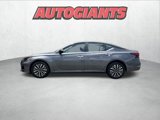 Used 2025 Nissan Altima 2.5 SV image 2