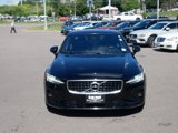 Used 2020 Volvo S60 T6 R-Design image 2