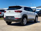 Used 2021 Chevrolet TrailBlazer LS image 2