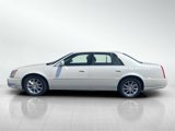 Used 2011 Cadillac DTS Luxury image 3