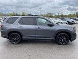Certified 2025 Honda Pilot Black Edition image 4