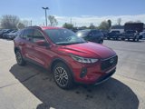 Used 2024 Ford Escape SE image 5