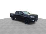 Used 2017 Chevrolet Colorado Z71 w/ Z71 Midnight Edition image 2
