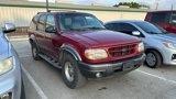 Used 2000 Ford Explorer XLT image 2