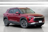Used 2024 Chevrolet TrailBlazer LT image 2