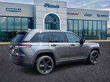 Used 2022 Jeep Grand Cherokee Altitude image 2