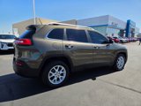 Used 2015 Jeep Cherokee Latitude image 6