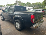 Used 2018 Nissan Frontier SV image 2