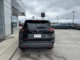 Used 2022 Nissan Rogue SV image 5