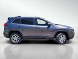 Used 2018 Jeep Cherokee Latitude Plus w/ Cold Weather Group image 5