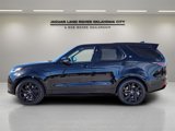 New 2025 Land Rover Discovery Dynamic SE image 3
