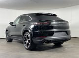Certified 2022 Porsche Cayenne Coupe image 3