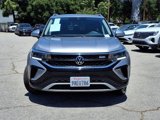 Certified 2022 Volkswagen Taos SE w/ IQ.Drive SE Package image 2