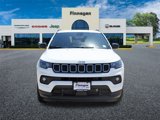 New 2025 Jeep Compass Latitude image 2
