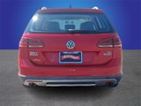 Used 2017 Volkswagen Golf Alltrack S image 5
