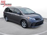 Used 2020 Toyota Sienna LE image 3