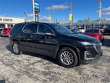 Used 2023 Chevrolet Traverse LT image 2