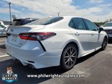 Used 2023 Toyota Camry SE image 2
