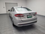 Used 2017 Ford Fusion SE image 6