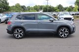 Used 2022 Volkswagen Taos SEL w/ Panoramic Sunroof Package image 4