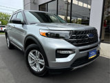 Certified 2022 Ford Explorer XLT w/ Equipment Group 202A image 3