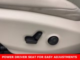 Used 2021 Chrysler Pacifica Touring-L image 5