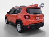 Used 2018 Jeep Renegade Latitude image 4