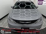 Used 2019 Chrysler Pacifica Touring-L image 2