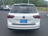 Certified 2022 Volkswagen Tiguan SE R-Line image 6