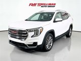 Used 2024 GMC Terrain SLT image 3