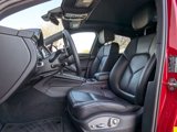 Certified 2024 Porsche Macan image 5