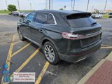Used 2022 Lincoln Nautilus Reserve image 3