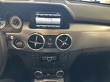 Used 2015 Mercedes-Benz GLK 350 4MATIC image 3